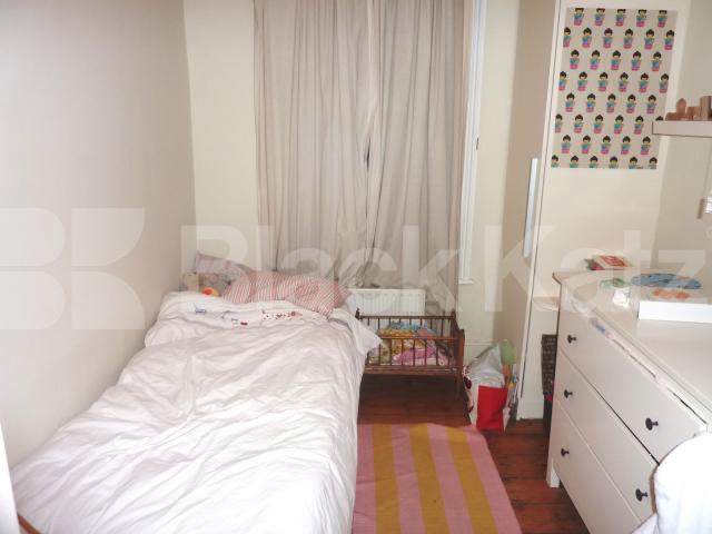 			Fantastic flat / Amazing location, 3 Bedroom, 1 bath, 1 reception Flat			 Gaisford Street, KENTISH TOWN